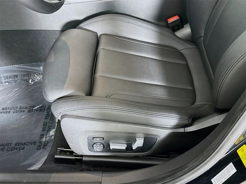 Used 2021 BMW 330i Sedan w/ Convenience Package image 19