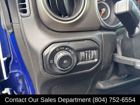Used 2019 Jeep Wrangler Unlimited Sport S image 17