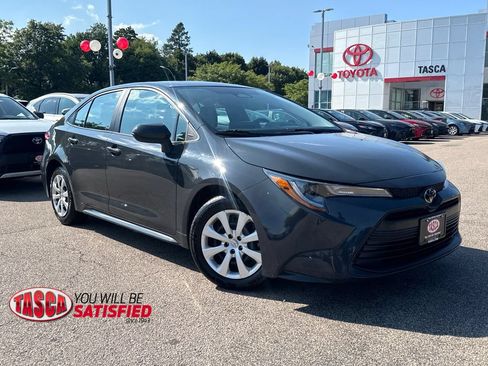 Used 2024 Toyota Corolla LE FWD image 1