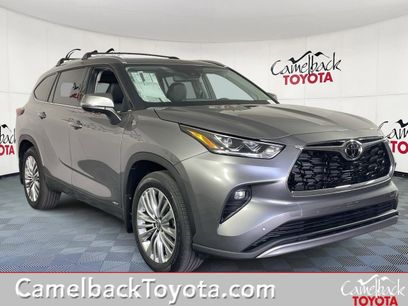 New 2026 Toyota Highlander Platinum