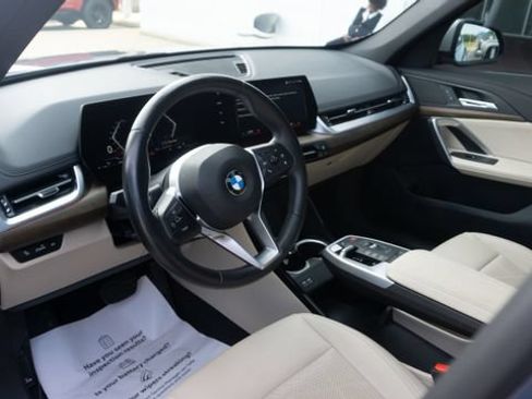 Used 2023 BMW X1 xDrive28i w/ Convenience Package AWD/4WD image 11