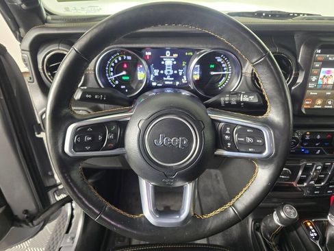 Used 2021 Jeep Wrangler Unlimited Sahara image 28