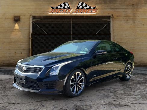 Used 2016 Cadillac ATS V w/ Luxury Package RWD image 2