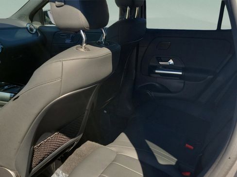 Certified 2026 Mercedes-Benz GLA 250 image 9