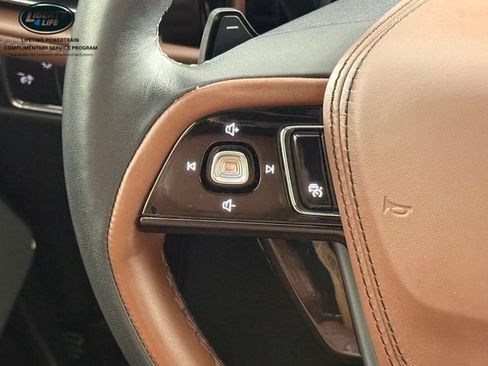 Used 2025 Lincoln Aviator Reserve w/ Equipment Group 201A AWD/4WD image 27