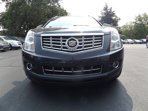 Used 2014 Cadillac SRX Luxury AWD/4WD image 3