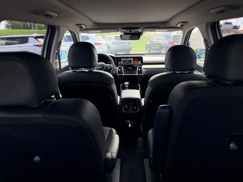 Used 2023 Kia Sorento SX FWD image 10