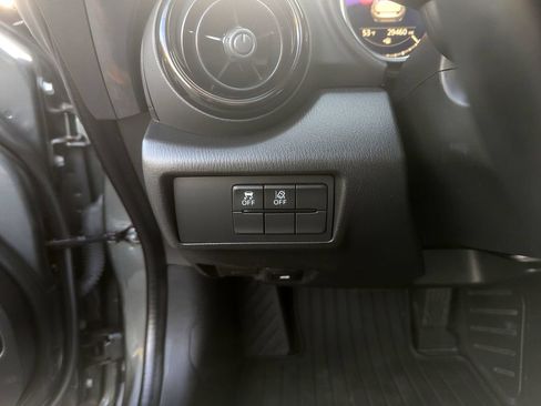 Used 2021 MAZDA MX-5 Miata RF Club RWD image 15