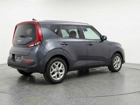 Used 2025 Kia Soul LX w/ LX Technology Package image 9