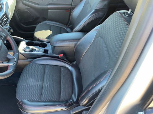 Used 2023 Ford Escape ST-Line Select w/ Tech Pack #2 image 9