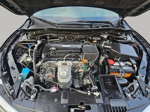 Used 2017 Honda Accord EX-L image 17