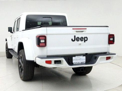 Used 2022 Jeep Gladiator Overland image 6