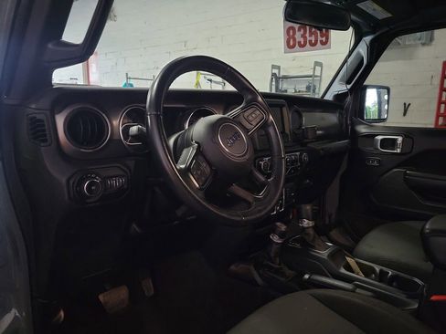 Used 2021 Jeep Wrangler Unlimited Sport AWD/4WD image 18