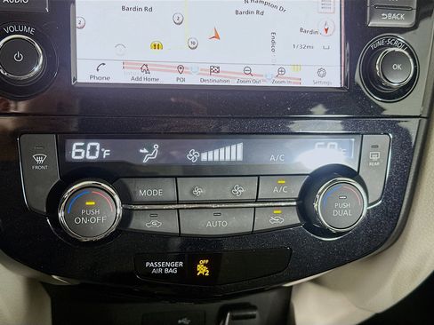 Used 2022 Nissan Rogue Sport SL image 23