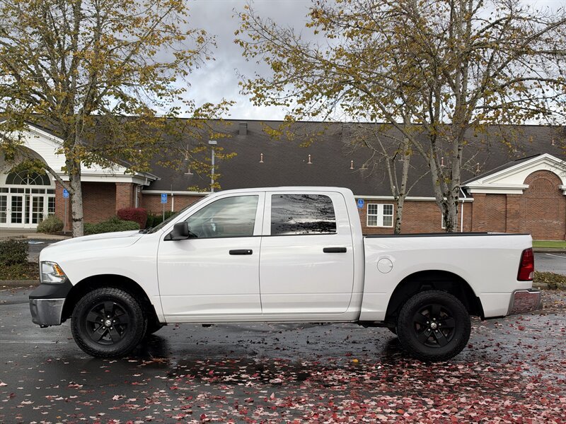 Used 2017 RAM 1500 ST w/ SXT Appearance Group AWD/4WD image 2