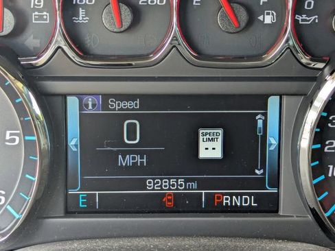 Used 2019 GMC Yukon XL SLT w/ Premium Edition RWD image 39