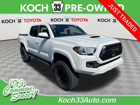 Used 2021 Toyota Tacoma TRD Sport w/ Technology Package AWD/4WD image 1