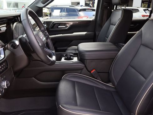 Certified 2026 GMC Yukon Elevation w/ LPO, Floor Liner Package RWD image 23