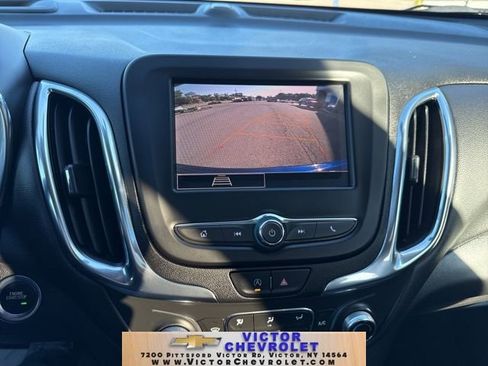 Used 2022 Chevrolet Equinox LT image 21