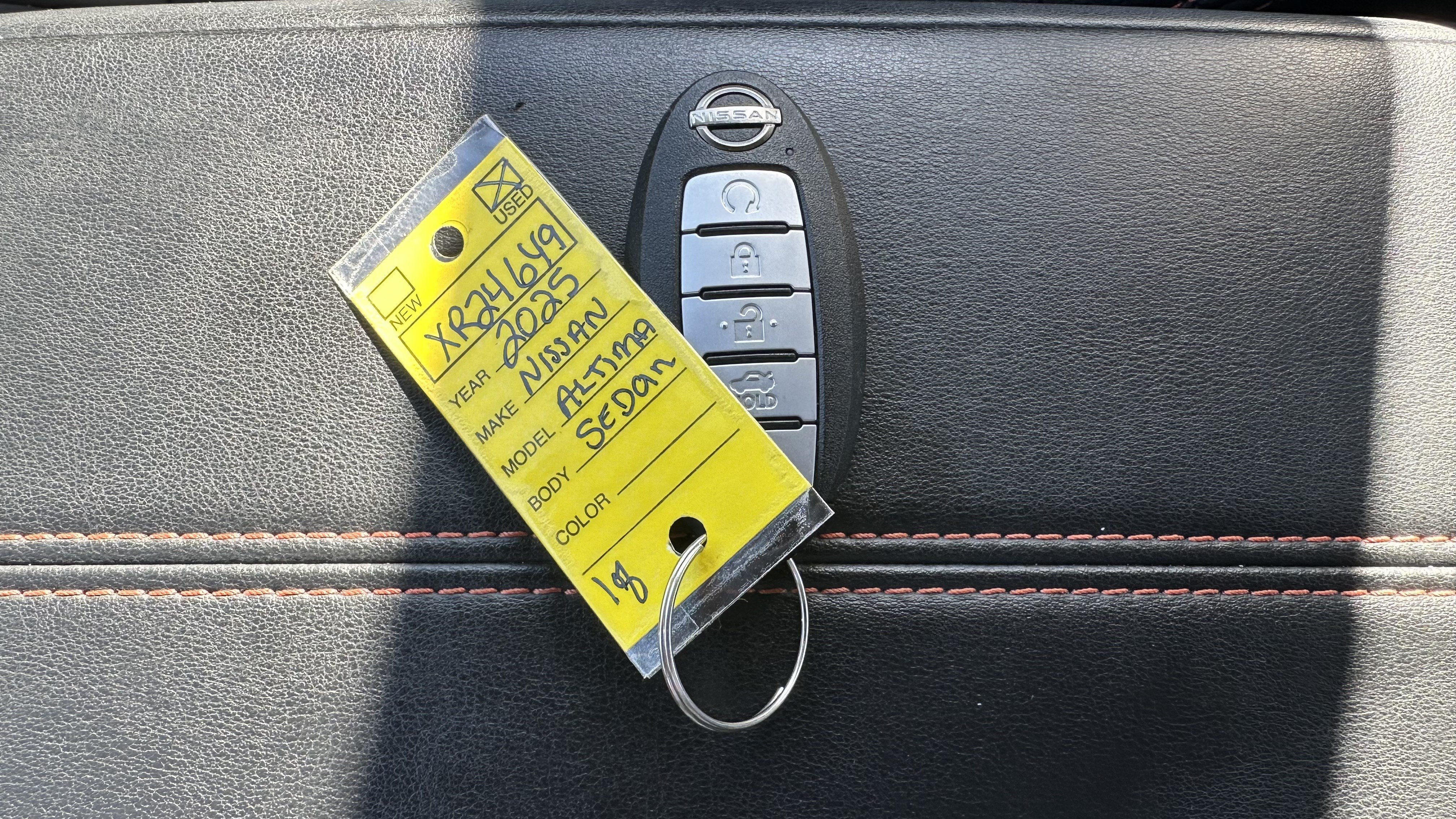 Used 2025 Nissan Altima 2.5 SR FWD image 35
