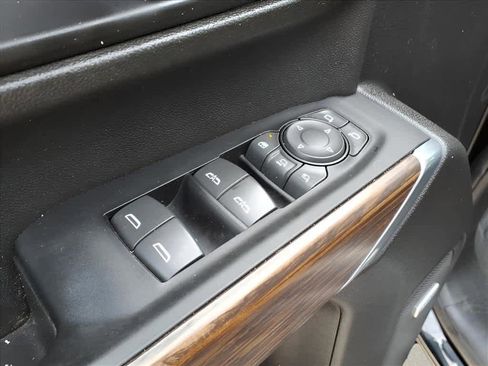 Used 2023 Chevrolet Silverado 2500 High Country w/ Z71 Off-Road Package image 14