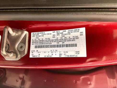 Used 2016 Ford Escape SE w/ SE Chrome Package image 34