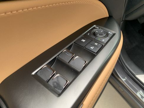 Used 2026 Lexus NX 350 AWD w/ Premium Package image 15