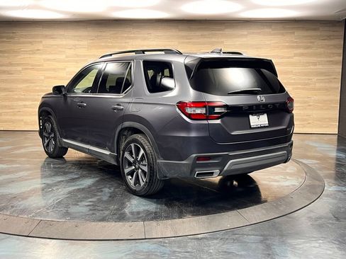 Used 2025 Honda Pilot Touring image 20