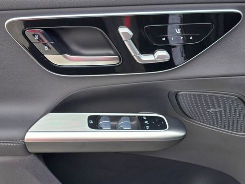 New 2026 Mercedes-Benz GLC 300 4MATIC image 12