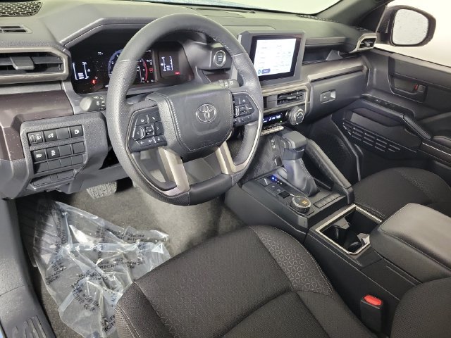 Used 2025 Toyota 4Runner SR5 RWD image 18