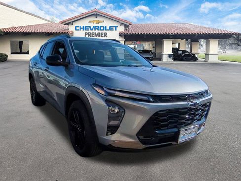 New 2025 Chevrolet Trax ACTIV w/ Driver Confidence Package image 2