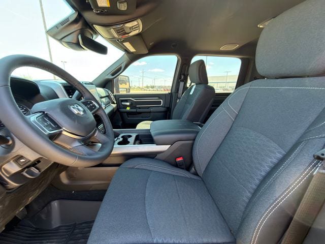 New 2026 RAM 2500 Big Horn AWD/4WD image 25