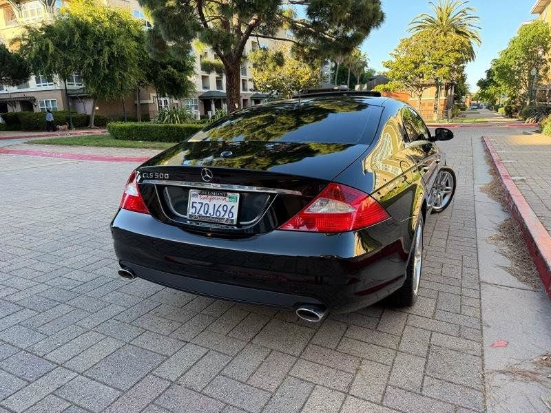 Used 2006 Mercedes-Benz CLS 500 image 13