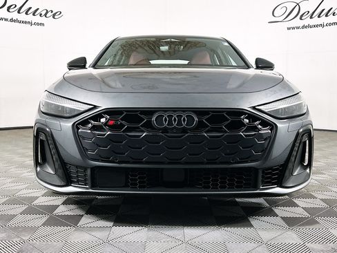 Used 2025 Audi S5 Premium Plus w/ Premium Plus Package AWD/4WD image 2