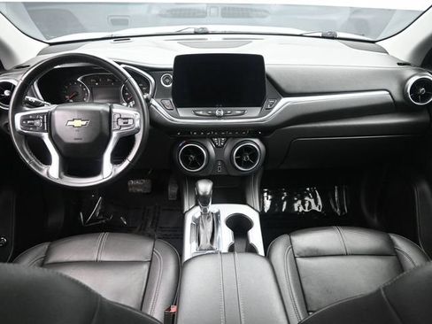Used 2023 Chevrolet Blazer LT AWD/4WD image 25