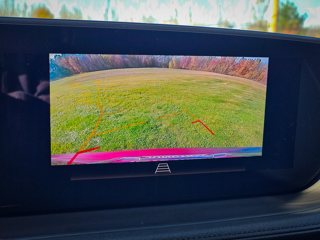 Used 2024 Buick Encore GX Avenir w/ Avenir Convenience Package FWD image 27