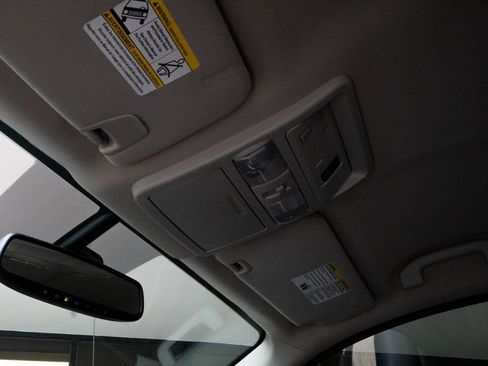 Used 2019 Nissan Titan PRO-4X w/ Pro-4x Convenience Package AWD/4WD image 14