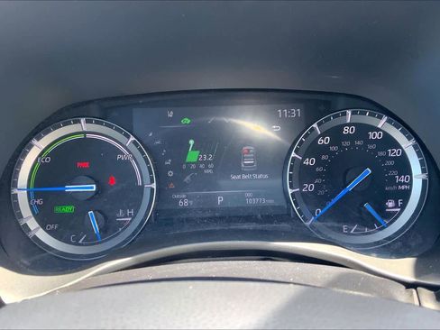 Used 2020 Toyota Highlander XLE AWD/4WD image 26