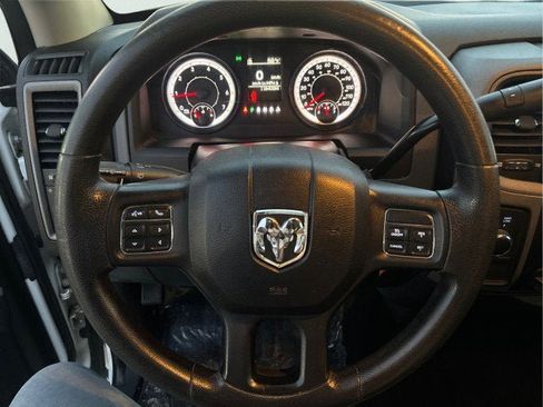 Used 2016 RAM 2500 Tradesman w/ Chrome Appearance Group image 10