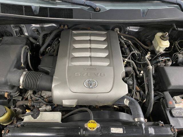 Used 2010 Toyota Tundra 4x4 Double Cab w/ Tow Pkg image 9