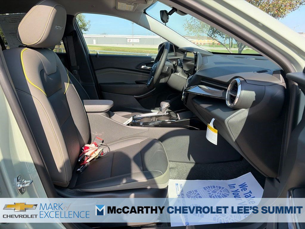 New 2026 Chevrolet Trax ACTIV w/ Driver Confidence Package FWD image 23