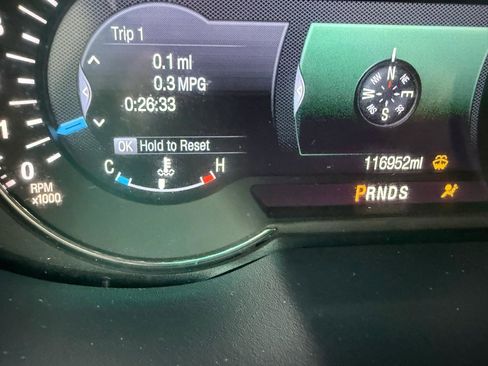 Used 2016 Ford Explorer Platinum AWD/4WD image 27