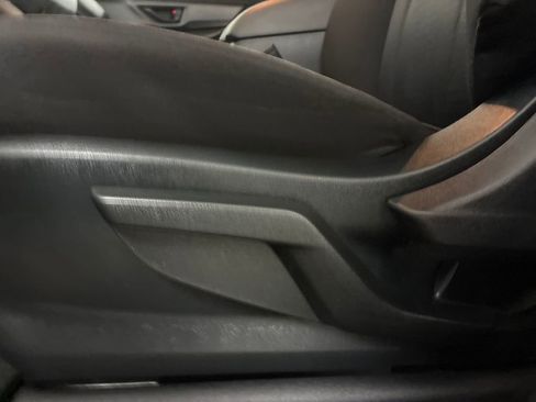 Certified 2024 Subaru Ascent 8-Passenger image 16