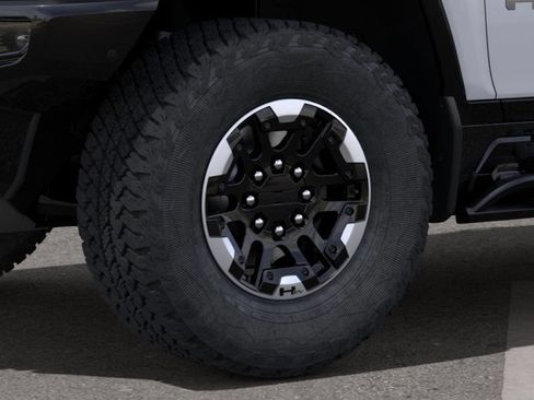 New 2025 GMC Hummer EV 2X w/ Extreme Off-Road Package AWD/4WD image 9