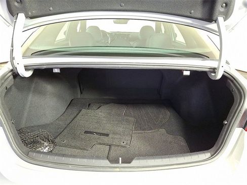 Used 2023 Kia K5 GT-Line image 29