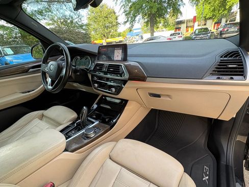 Used 2019 BMW X3 xDrive30i w/ Driving Assistance Package AWD/4WD image 10