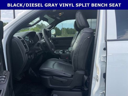 Used 2024 RAM 2500 Tradesman w/ Chrome Appearance Group AWD/4WD image 2