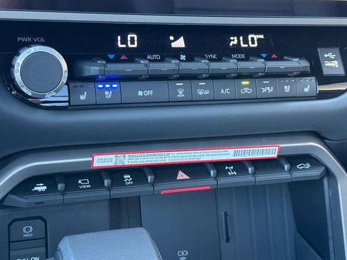 New 2026 Toyota Tundra Limited image 18