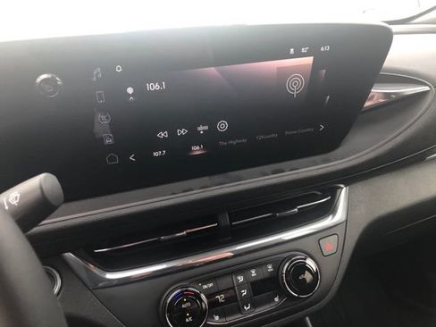 Used 2026 Buick Envista Preferred w/ Convenience I Package FWD image 7