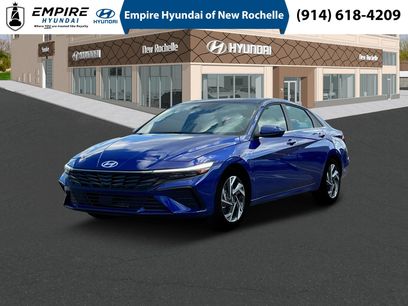 New 2025 Hyundai Elantra SEL